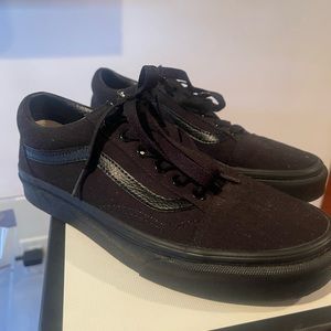 Vans Black Old Skool Sneakers